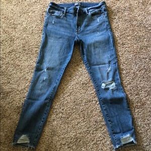 A&F Harper low rise ankle jeans